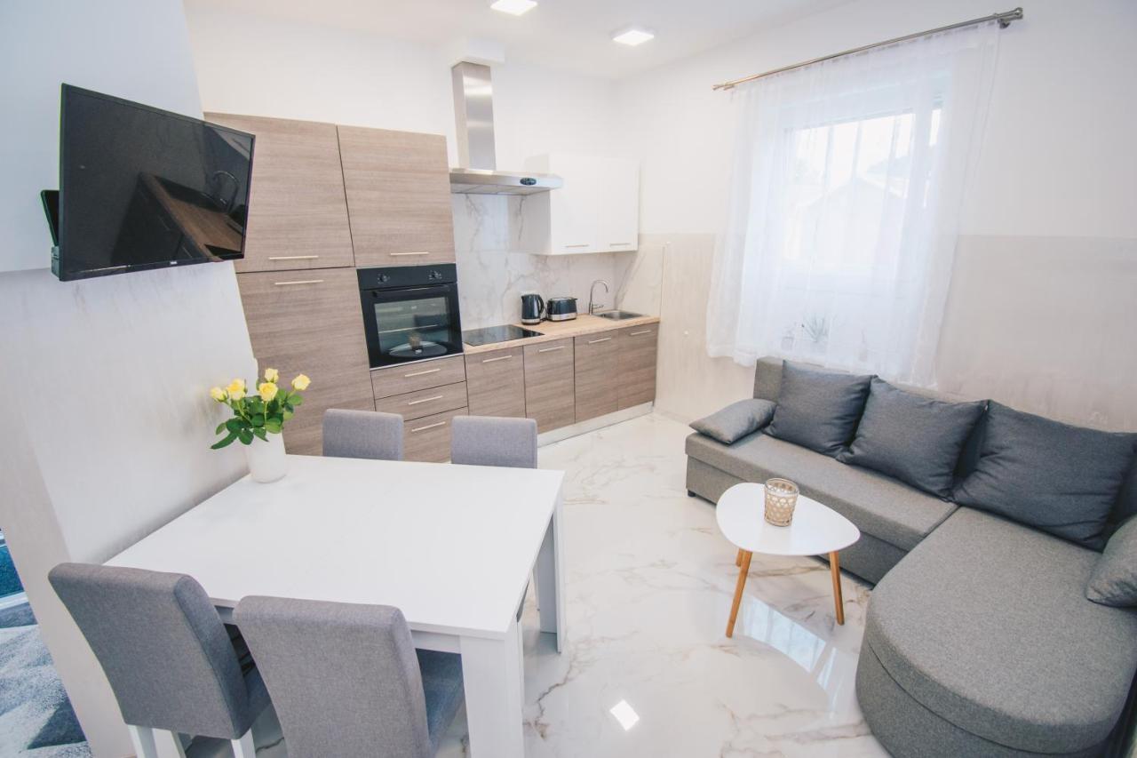 L Apartment Марибор Экстерьер фото
