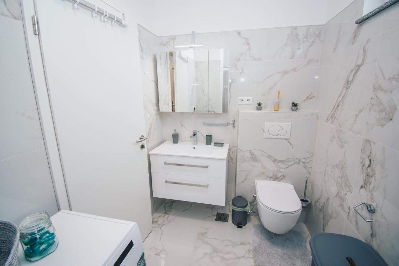 L Apartment Марибор Экстерьер фото