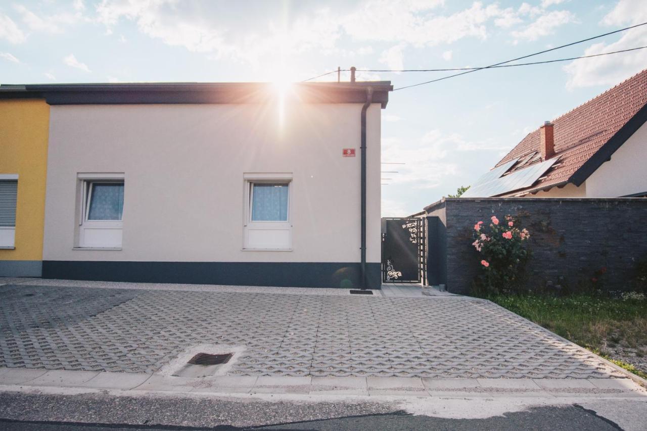 L Apartment Марибор Экстерьер фото